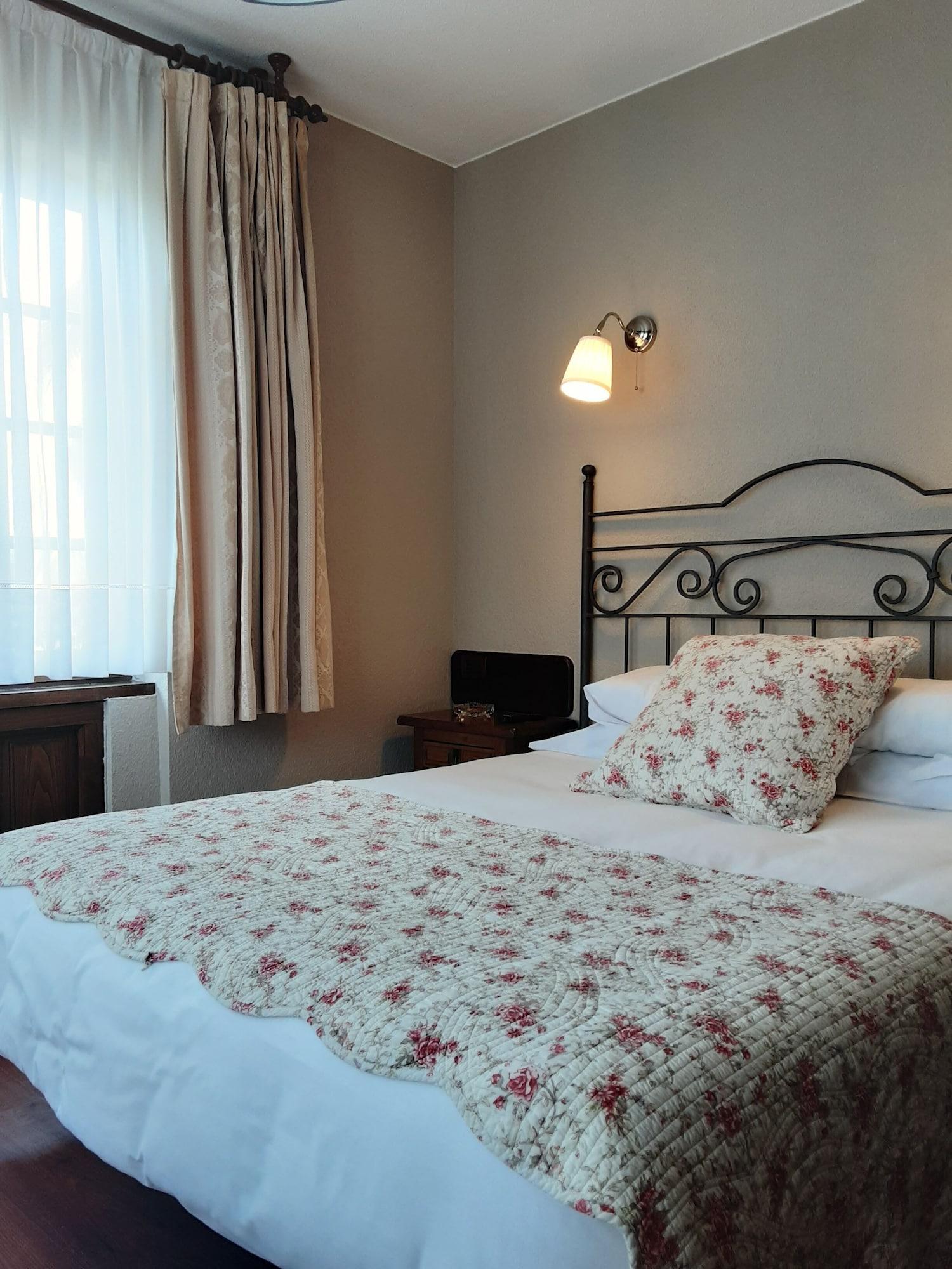 Hotel Marques De La Moral Naveces Eksteriør bilde