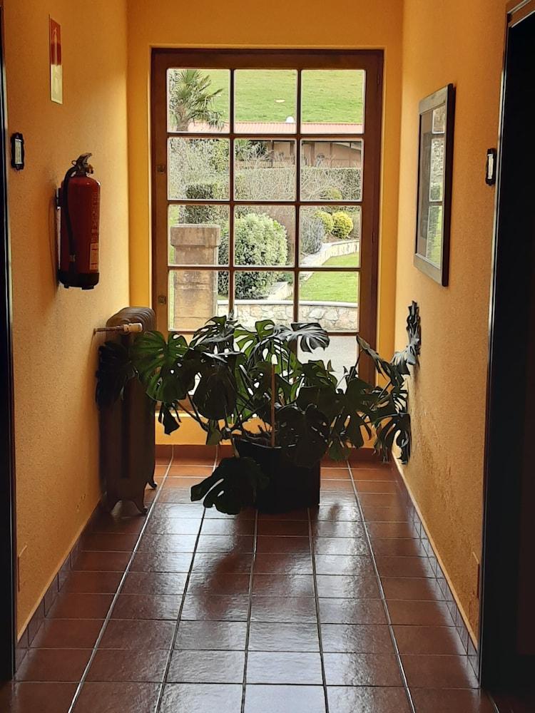 Hotel Marques De La Moral Naveces Eksteriør bilde